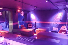 One-of-a-Kind Space near Le Marais - Image 12