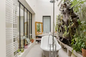 Luxury apartment near to Opera - Image 10