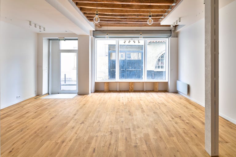 Gorgeous Boutique near Bastille - Image 0