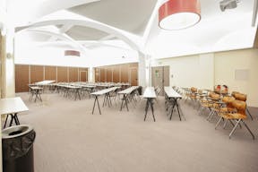 Unique Space near Saint-Germain-des-Prés - Image 9