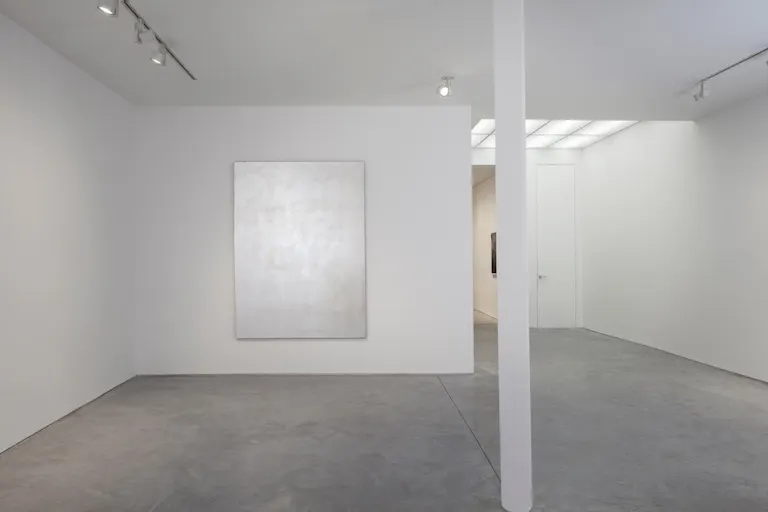 Sophisticated Gallery in Le Marais - Image 1