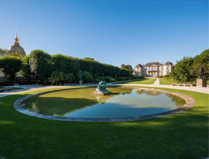 Greenery in the Heart of Paris - Image 1