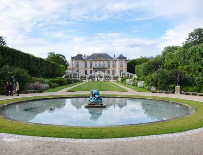 Greenery in the Heart of Paris - Image 2