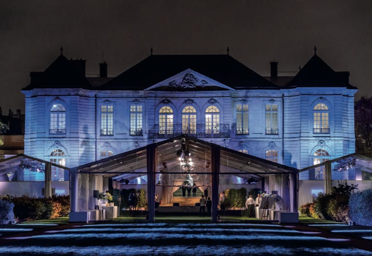 Greenery in the Heart of Paris - Image 3