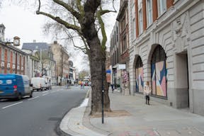 Large Chelsea Pop Up Store - Image 7