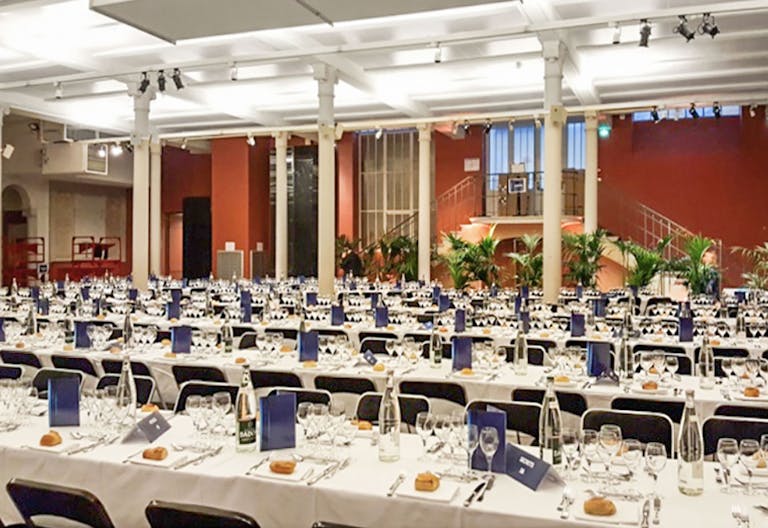 Sublime Space near Trocadéro - Image 3