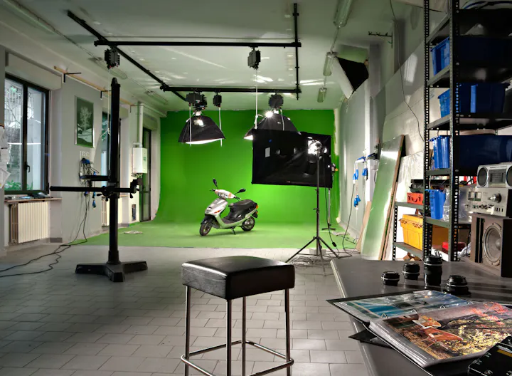 showroom milano with chroma key - Image 4