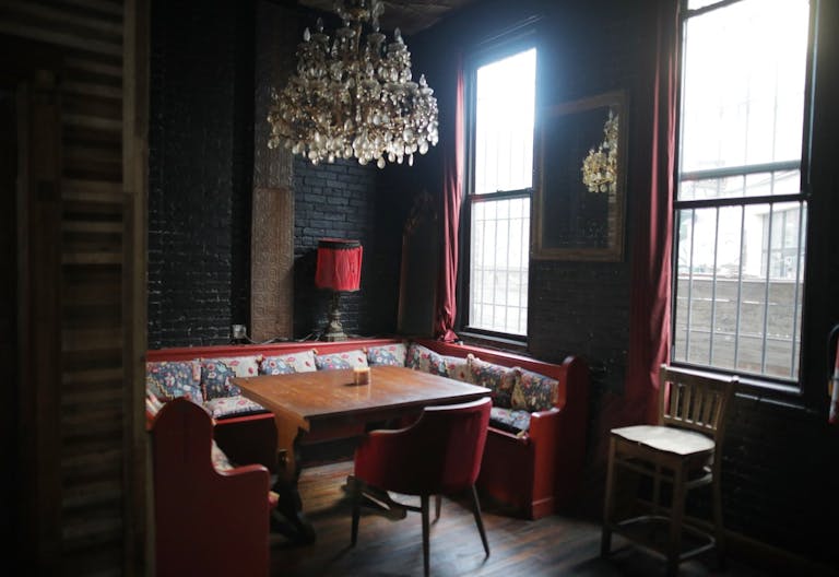 Vintage Restaurant Space - Image 3