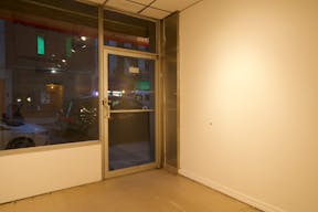 Eye-Catching White box Space: Art, Parties, Events, and Pop-Ups in Prime Lowe East side, Chinatown Near SoHo with Extra Room - Image 5