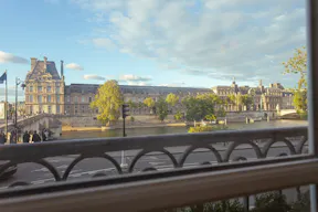 Unique appartement avec vue sur le Louvre - Image 4