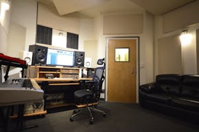 Production Suite ready to rent at High end studio - Image 4