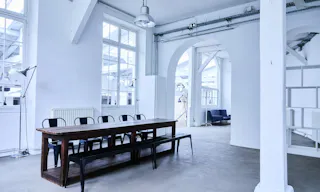 Showroom in Folie-M�ricourt - Image 3