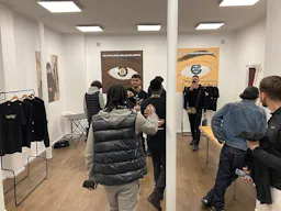 Gallery / Showroom space between Bastille and R�publique - Image 12
