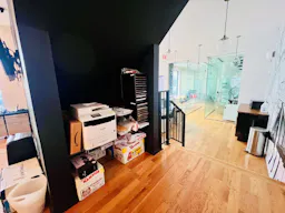 Prime Williamsburg Corner Retail Space | 100 ft Glass Frontage | High Foot Traffic - Image 7