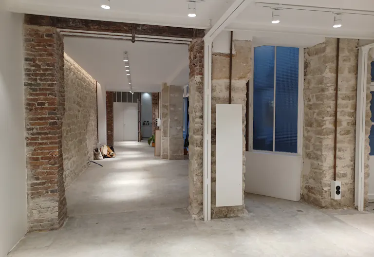 Élégant Showroom Ephémère à Paris - Image 4