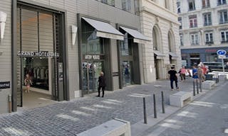 Prime Boutique Shop Grand Hotel Dieu Lyon - Image 1