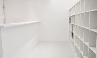 Art gallery in Le Marais - Image 6