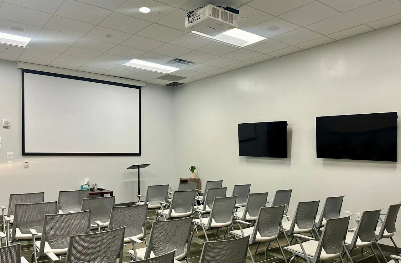 Training Workshop Room for 30-40 People - Image 2