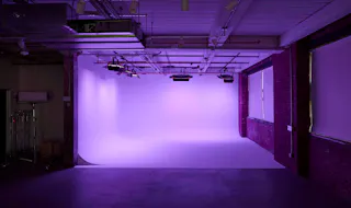 Flexible Studio Space with Two Cycloramas in Greenpoint, Brooklyn - Image 1