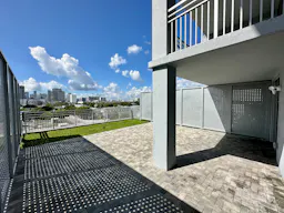 Industrial Daylight Loft in Wynwood with Natural Light & Huge Outdoor Rooftop with view - Image 8