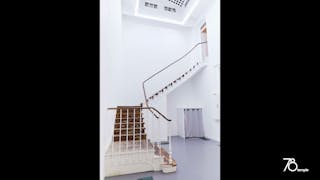 Perfect showroom space in Le Marais (Paris centre) - Image 9