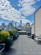 Modern Penthouse Showroom in SoHo - Image 6