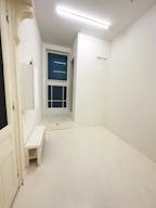 Petite Galerie space in Le Marais - Image 2