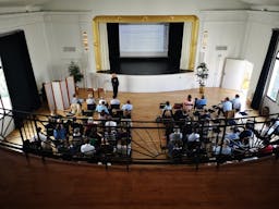 Spectacular event Showroom in Paris - Image 18