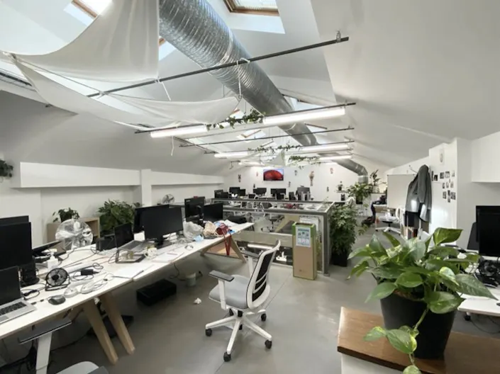 Office space  RUE DU FAUBOURG DU TEMPLE - Image 4