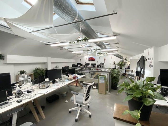 Office space  RUE DU FAUBOURG DU TEMPLE - Image 4