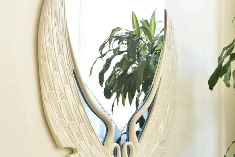 Art Deco Light & Airy Homey Loft - Image 4