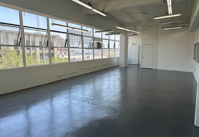 Professional Office Space in South LA - Image 0
