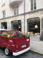 Living Room - Image 14