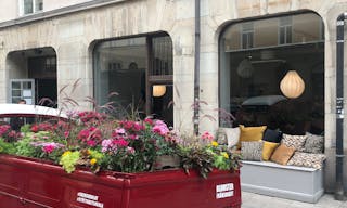 Living Room - Image 14