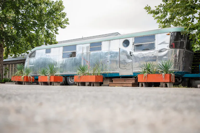Mid Century Diner in East Austin - Image 2