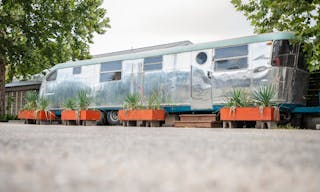 Mid Century Diner in East Austin - Image 2