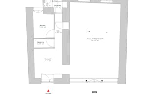 Courtyard gallery near Place des Vosges - Image 8