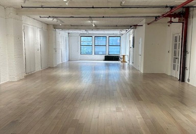 Spacious Art/Photography/Workspace Studio - Image 0