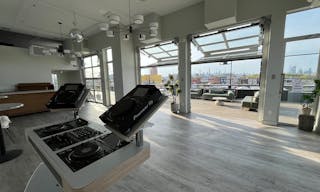 Pop up in Brooklyn, NY - Image 3