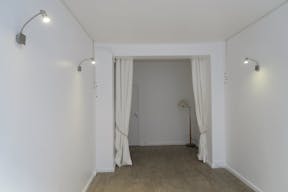 Boutique au coeur du 7�me arrondissement - Image 4