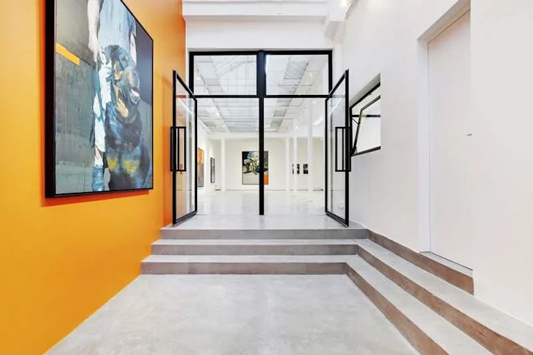 Magnifique showroom avec un grand espace de plein pied dans le Marais - Image 4