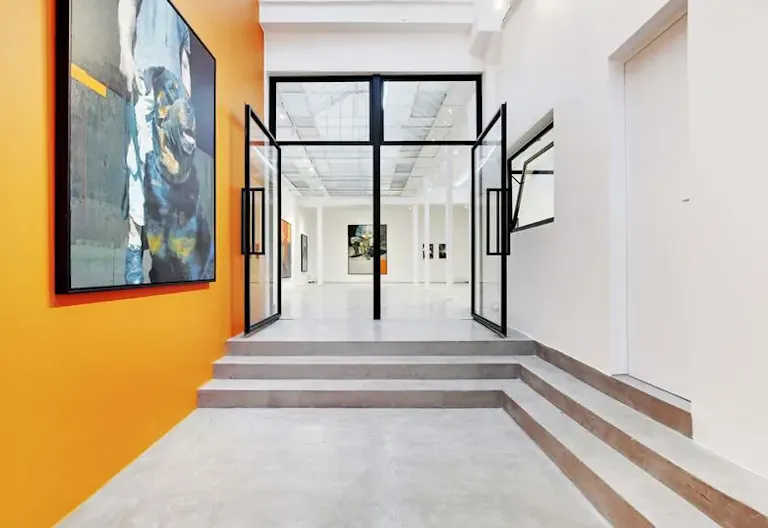 Magnifique showroom avec un grand espace de plein pied dans le Marais - Image 4