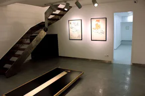 Stylish Pop Up Boutique in Paris - Image 2