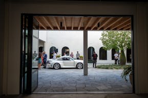 Rooftop Space - Image 7