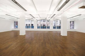 Showroom in Busy Midtown - Image 0