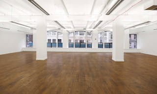 Showroom in Busy Midtown - Image 0