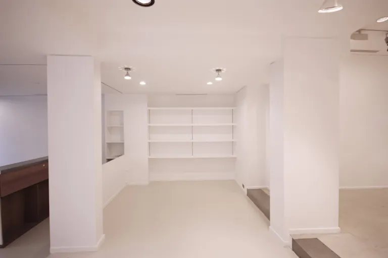 Charmante boutique au coeur du Marais - Image 4