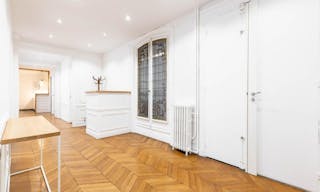 Showroom Rue de Rivoli Paris - Image 2