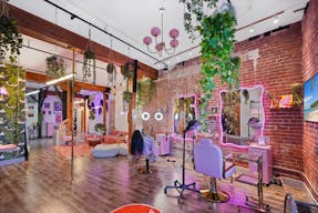 Cute n Unique Arts District Hair Salon / Booth Rental / Hairstylists, MUA, Lashes, Nail Techs - Image 7