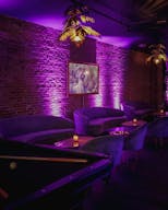 Upscale Loft in Flatiron with Sound System, Custom Lighting, Pool Table & Staff Provided - Image 3